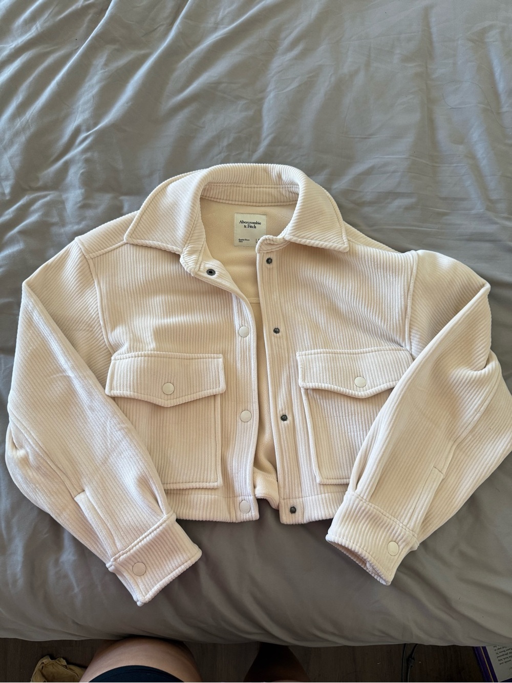 Abercrombie & Fitch Cream Corduroy Cropped Shacket